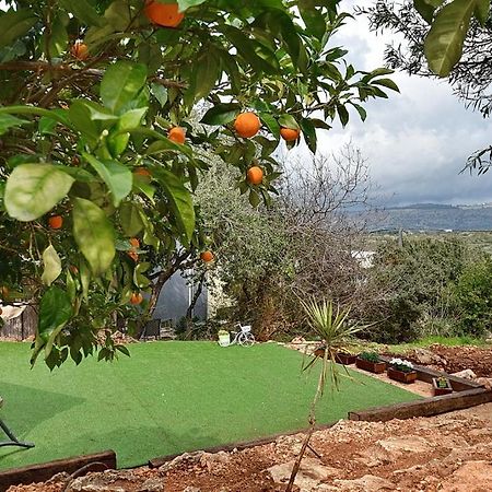 סויטות אירוח מנות Manot Exterior foto