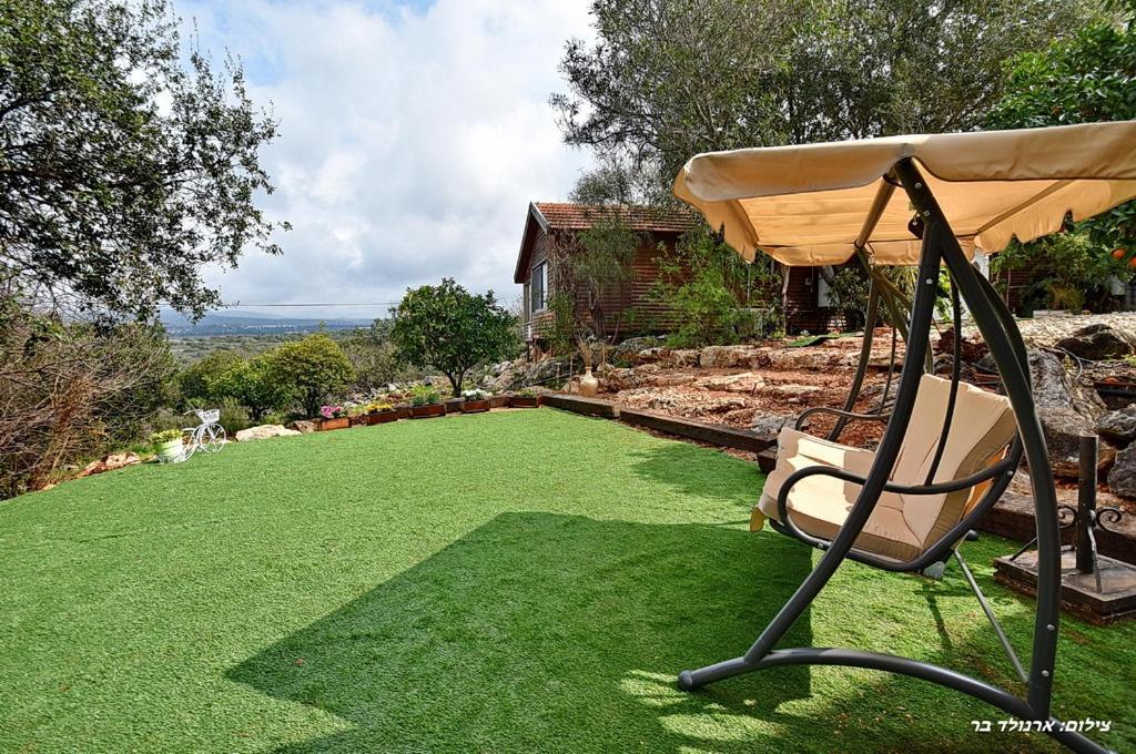 סויטות אירוח מנות Manot Exterior foto